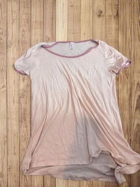 pink shirt